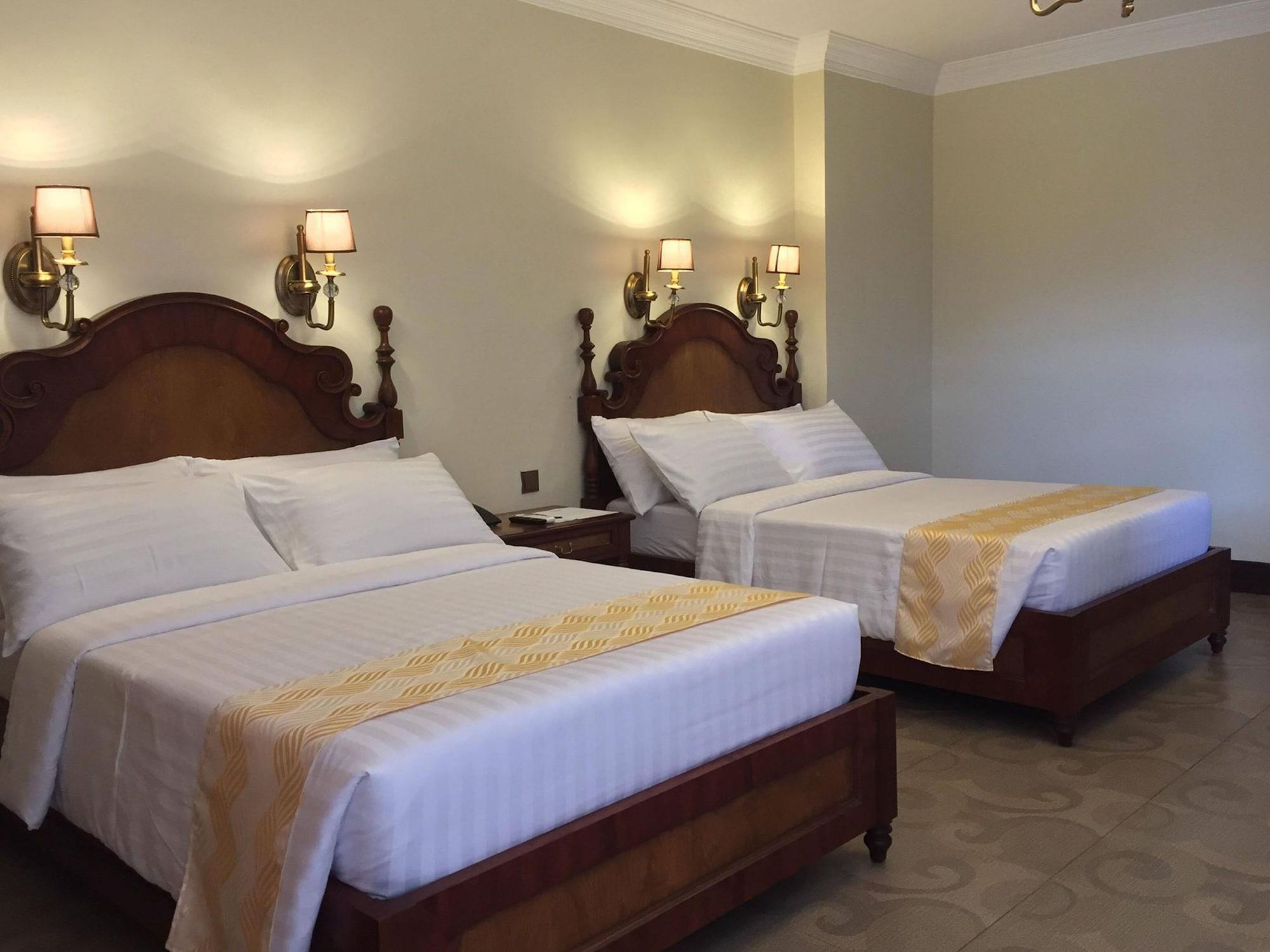 Bohol Tropics Resort Tagbilaran City Exterior photo