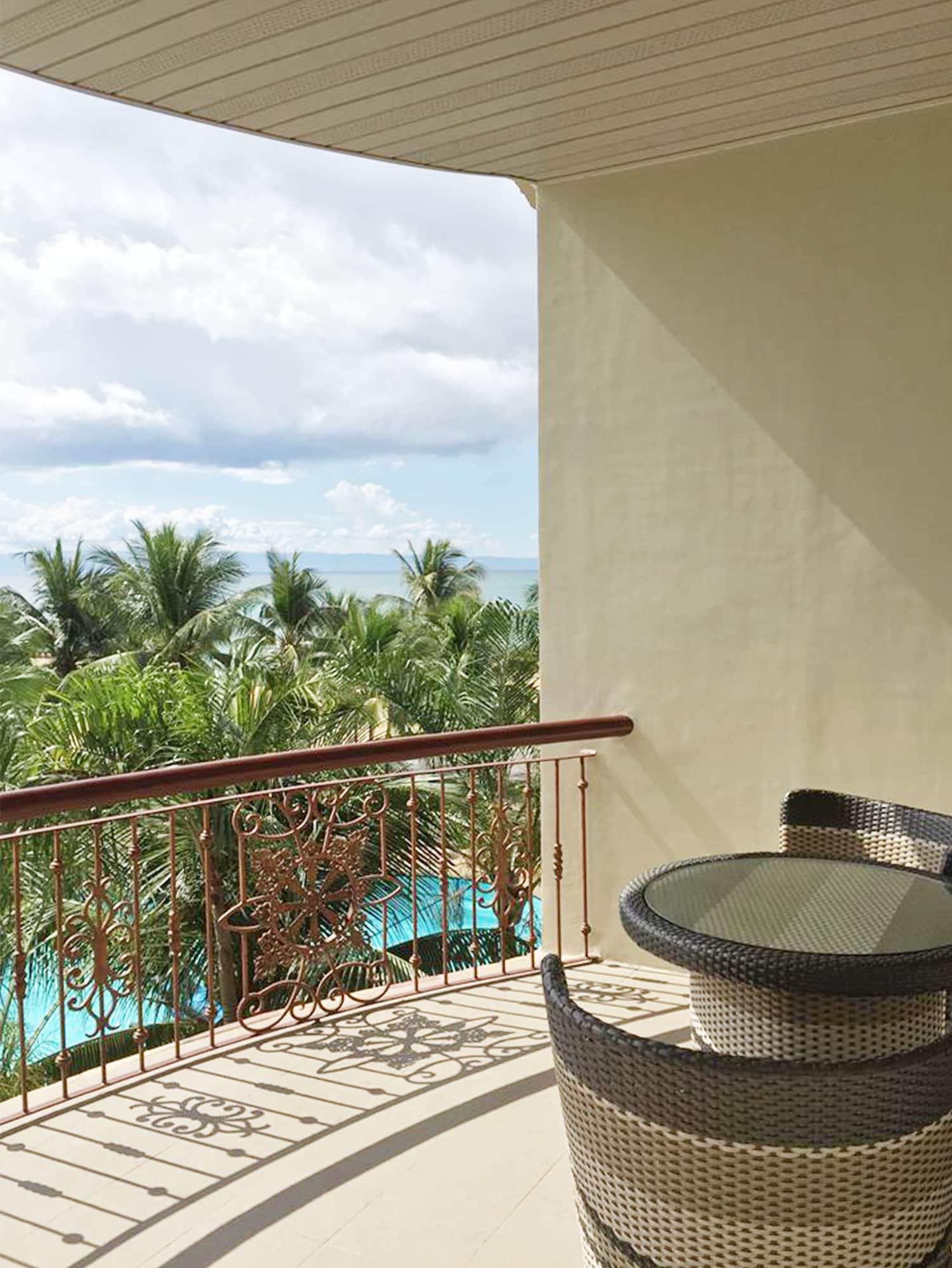 Bohol Tropics Resort Tagbilaran City Exterior photo